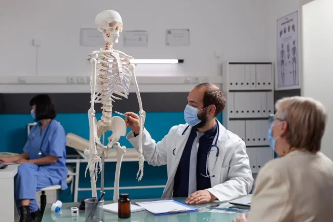 Best Spine Surgeon